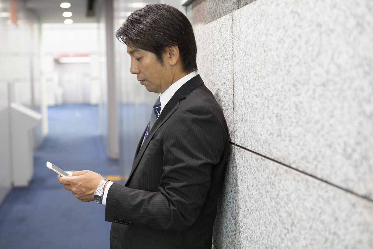 悩みと携帯